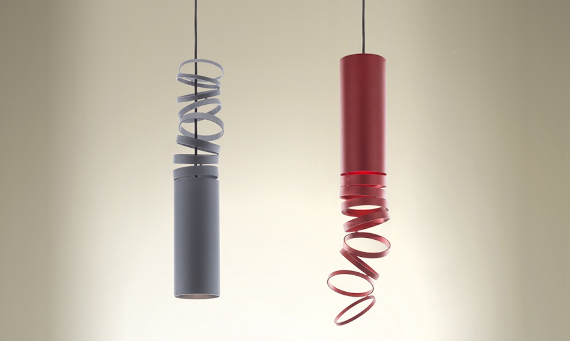 Decomposé Light Suspension