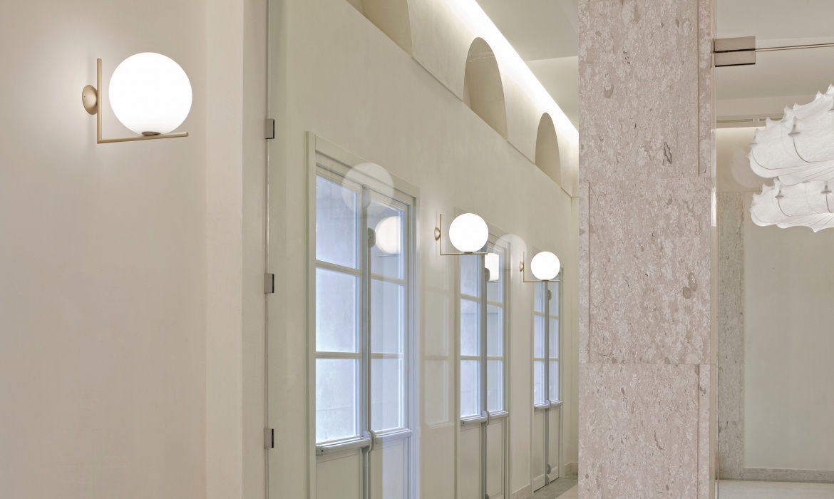 IC Lights Wall