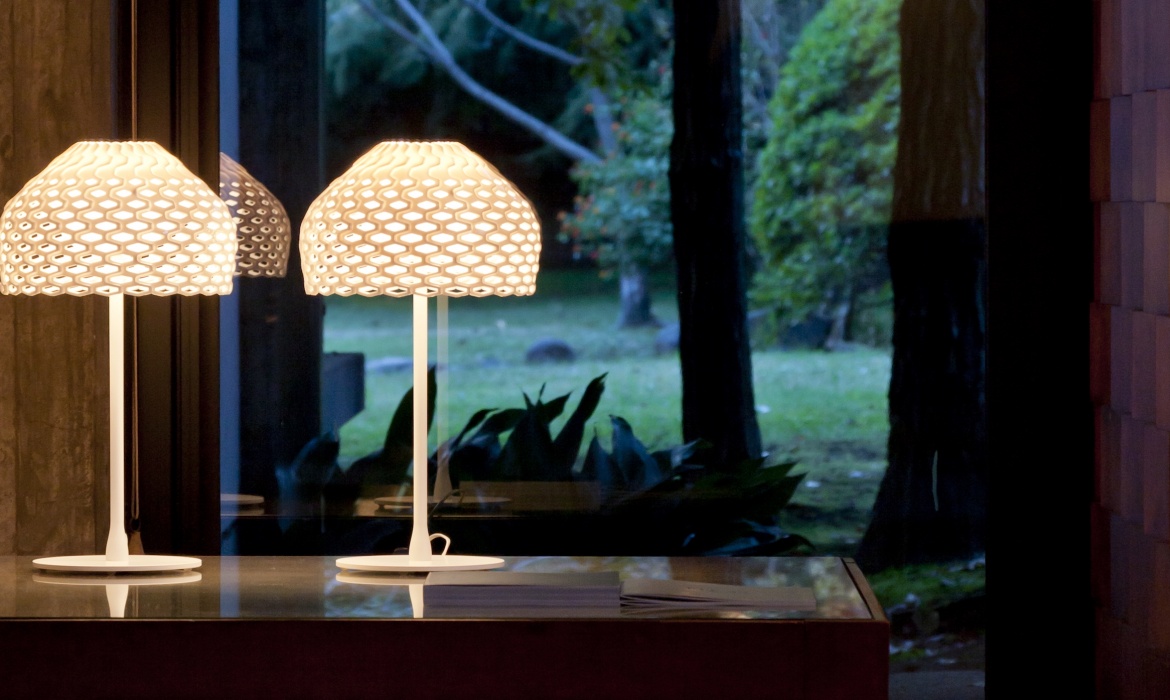 Tatou Table