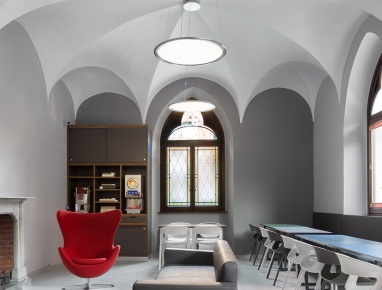 Discovery Suspension